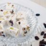 TẠI SAO KẸO NOUGAT LẠI ĐƯỢC GỌI LÀ KẸO HẠNH PHÚC?