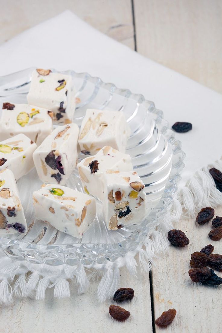 TẠI SAO KẸO NOUGAT LẠI ĐƯỢC GỌI LÀ KẸO HẠNH PHÚC?